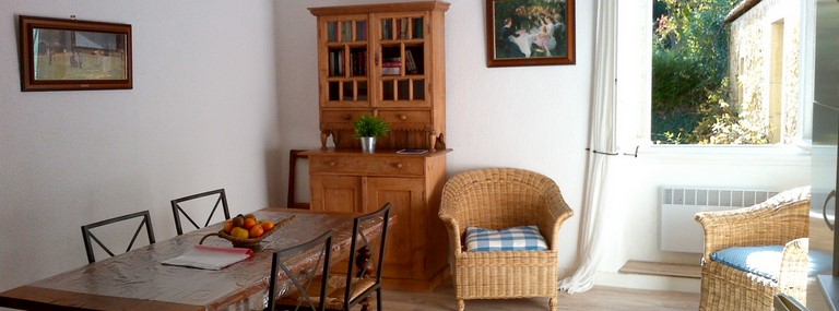 Gite Aragou 100M2, parent Bedroom 1,  Languedoc  Roussillon aude, 